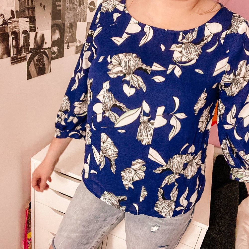 Apt 9 // Sz Medium // Sheer Floral Business Casual